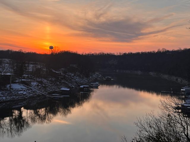 200 Lakeview Point Road, Harrodsburg, KY 40330