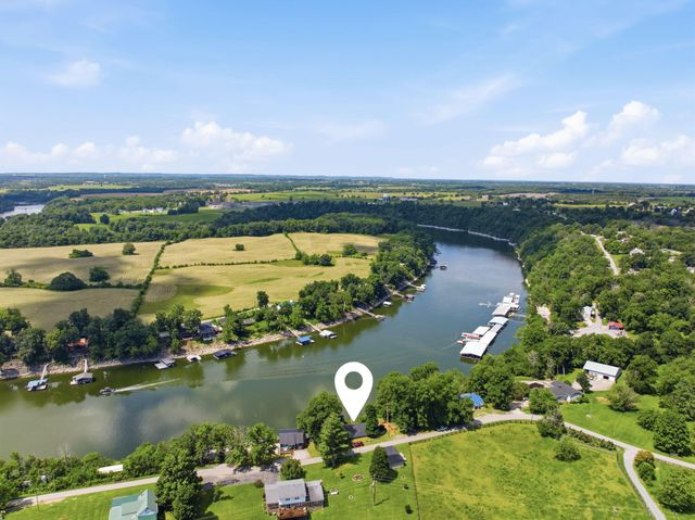 200 Lakeview Point Road, Harrodsburg, KY 40330