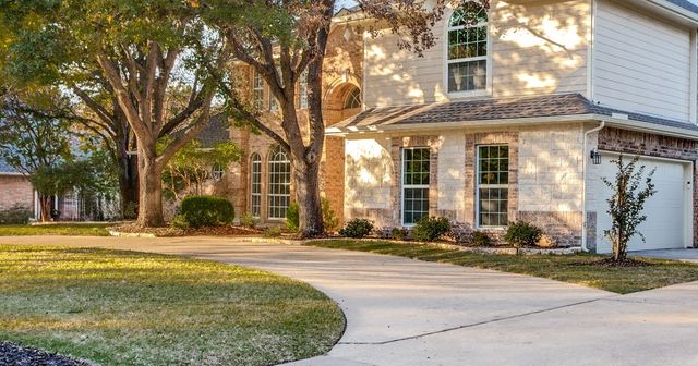 3105 Sunny Meadow Court, Dalworthington Gardens, TX 76016