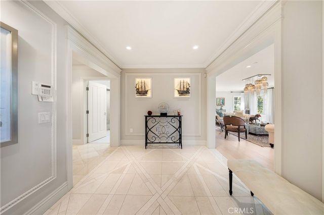 1486 Wembley Rd, San Marino, CA 91108