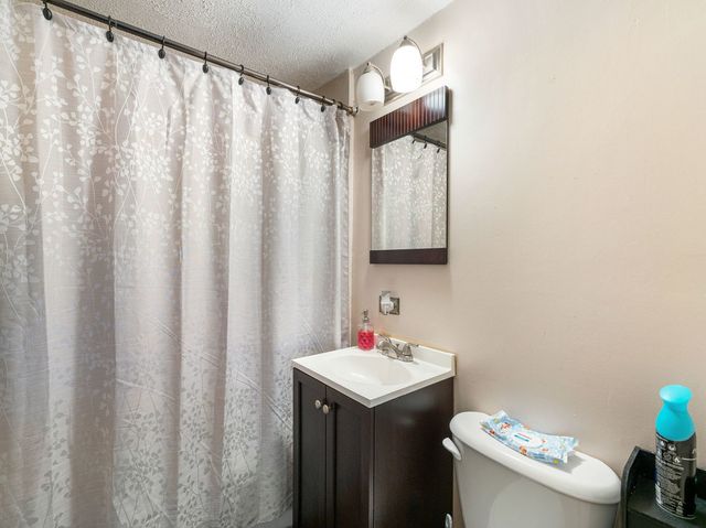 16W583 2ND Court, Bensenville, IL 60106