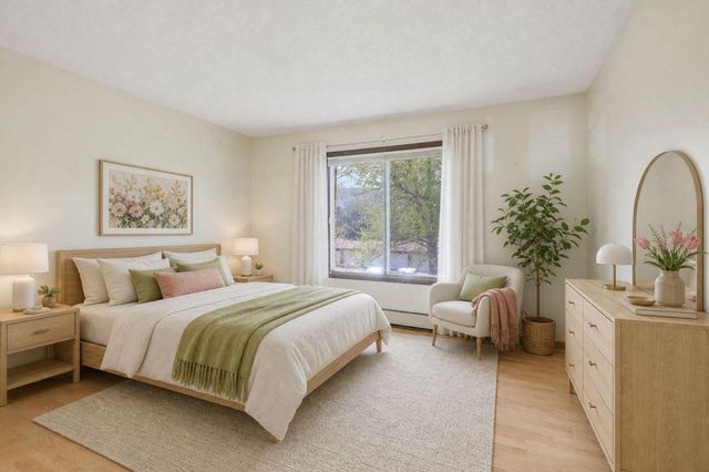 7340 York Avenue S 205, Edina, MN 55435