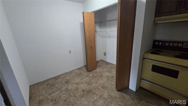 5 Yorkshire Lane 4, Shiloh, IL 62221