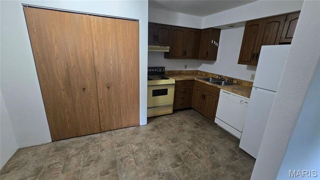 5 Yorkshire Lane 4, Shiloh, IL 62221