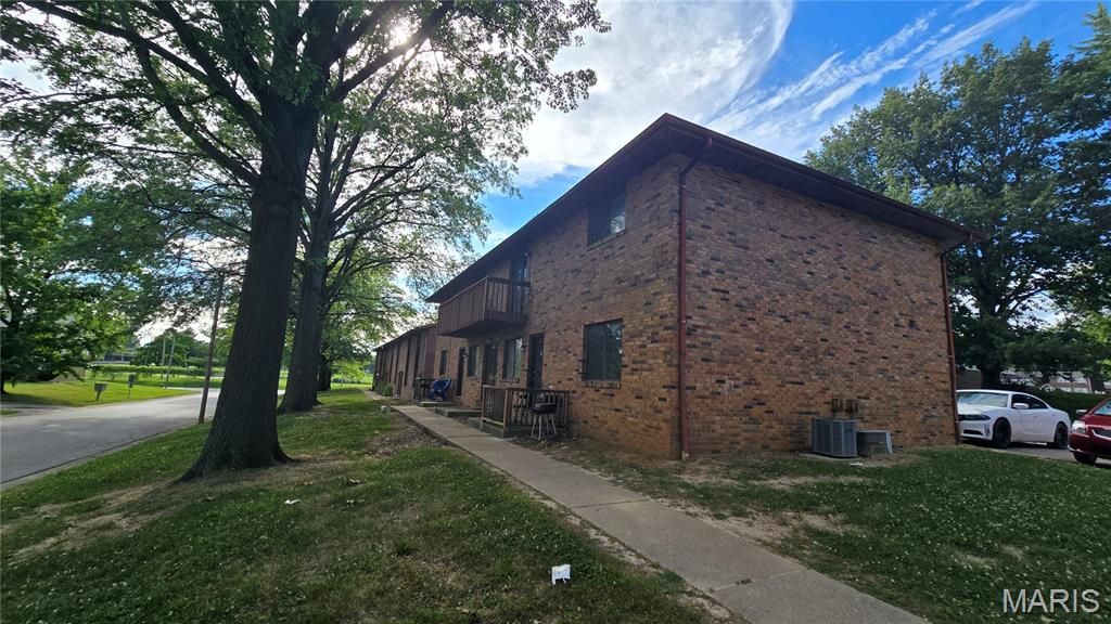 5 Yorkshire Lane 4, Shiloh, IL 62221