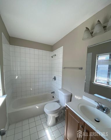 254 Hampshire Drive, Plainsboro, NJ 08536