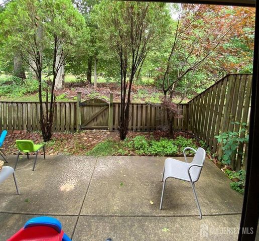 254 Hampshire Drive, Plainsboro, NJ 08536