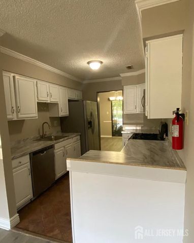 254 Hampshire Drive, Plainsboro, NJ 08536