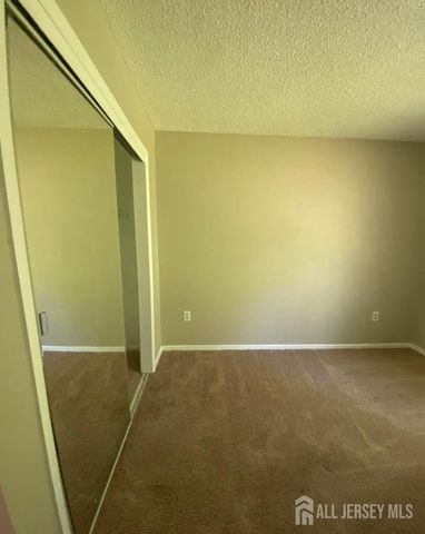 254 Hampshire Drive, Plainsboro, NJ 08536