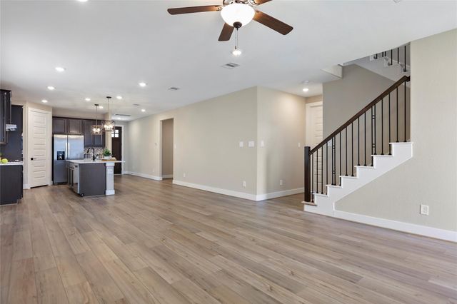 2013 Woodland Pine Court, The Woodlands, TX 77384