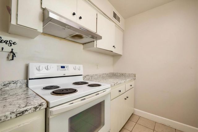 6606 N 3rd Street, Fresno, CA 93710