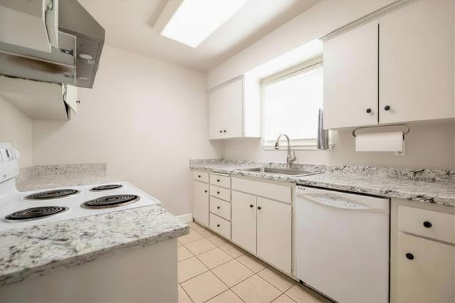 6606 N 3rd Street, Fresno, CA 93710