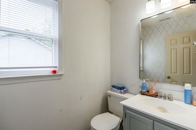 2 MAID LYNN Court, Irmo, SC 29063