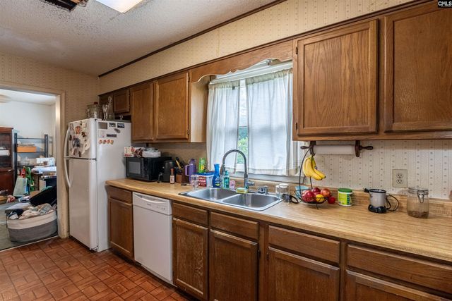 2 MAID LYNN Court, Irmo, SC 29063