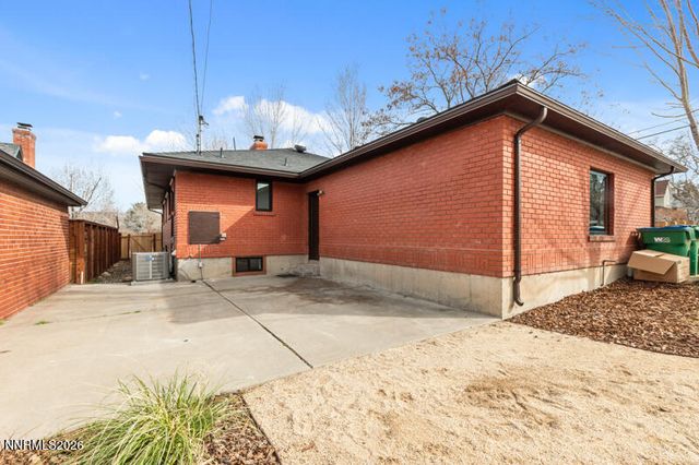 1295 Mark Twain Avenue, Reno, NV 89509