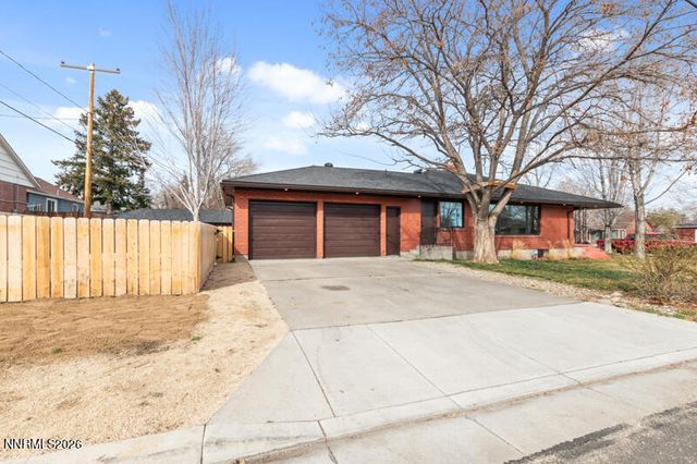 1295 Mark Twain Avenue, Reno, NV 89509