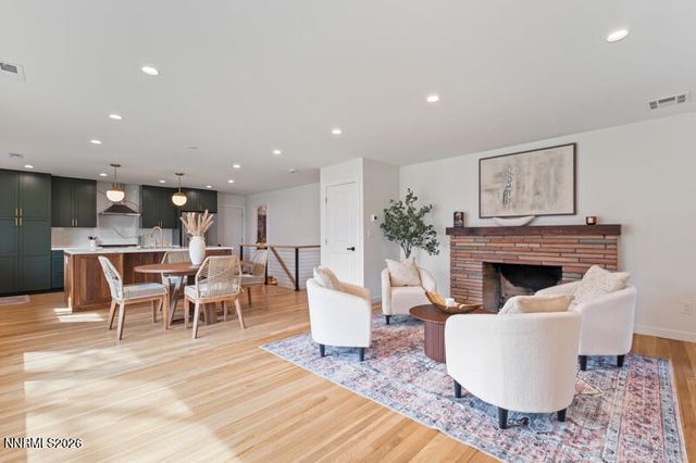 1295 Mark Twain Avenue, Reno, NV 89509