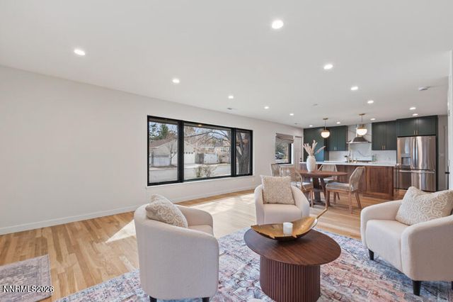 1295 Mark Twain Avenue, Reno, NV 89509