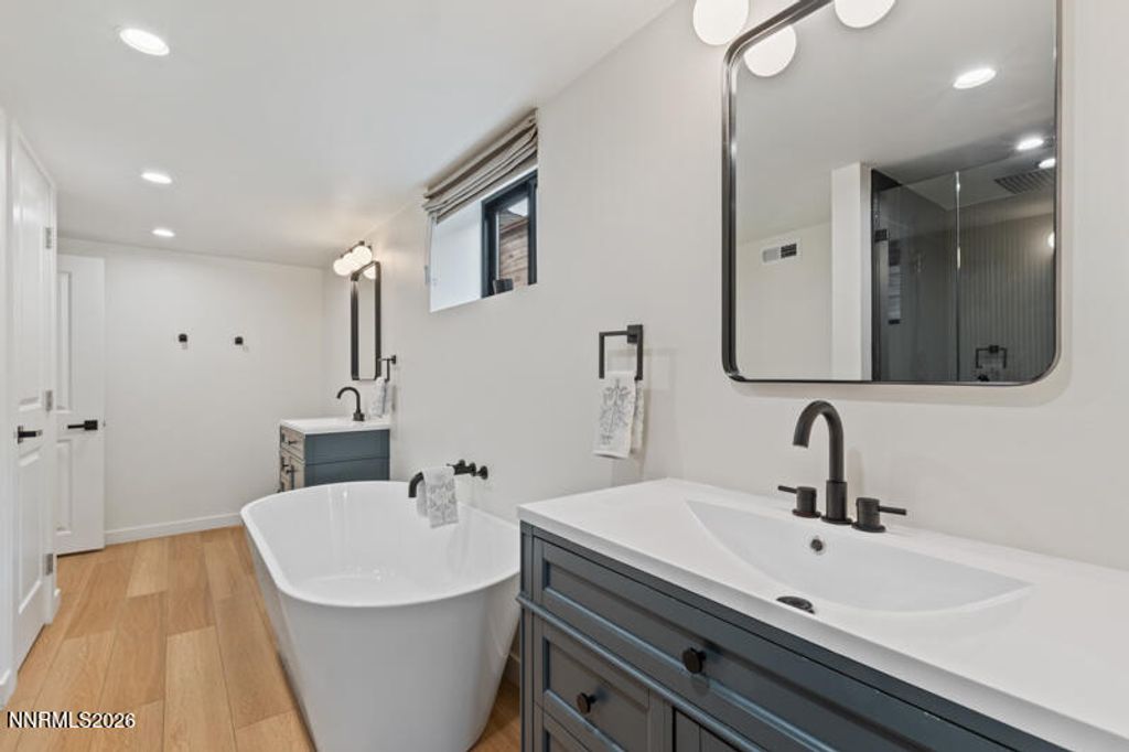 Image 28 of property listing at 1295 Mark Twain Avenue, Reno, NV 89509