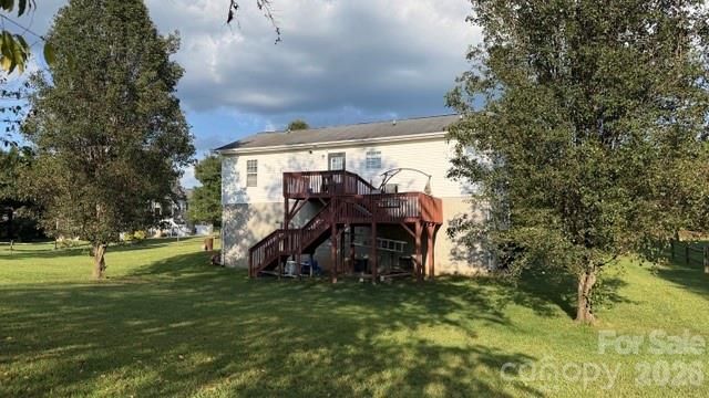3358 Lilac Lane, Hudson, NC 28638