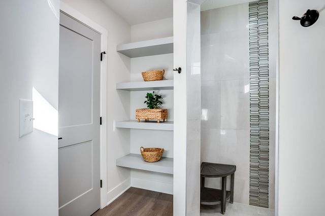 145 E Poplar Cir, Goddard, KS 67052