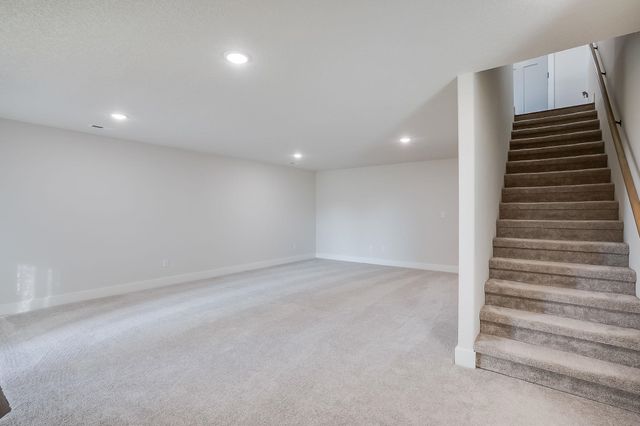 145 E Poplar Cir, Goddard, KS 67052