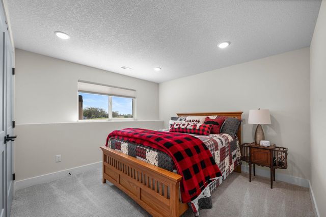 145 E Poplar Cir, Goddard, KS 67052