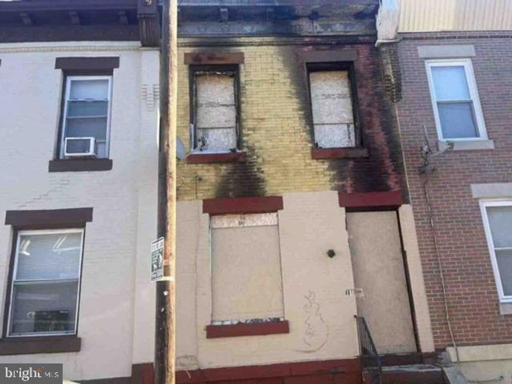 2861 N GARNET ST, Philadelphia, PA 19132