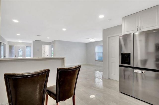 11 Rivard RD # 19, Naples, FL 34112