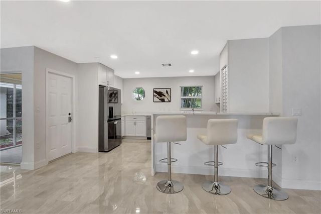 11 Rivard RD # 19, Naples, FL 34112