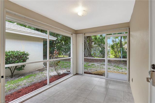 11 Rivard RD # 19, Naples, FL 34112