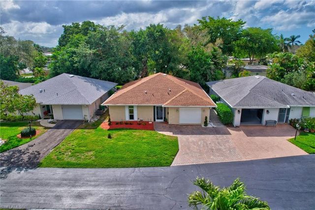 11 Rivard RD # 19, Naples, FL 34112