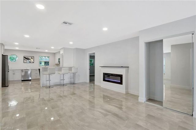 11 Rivard RD # 19, Naples, FL 34112