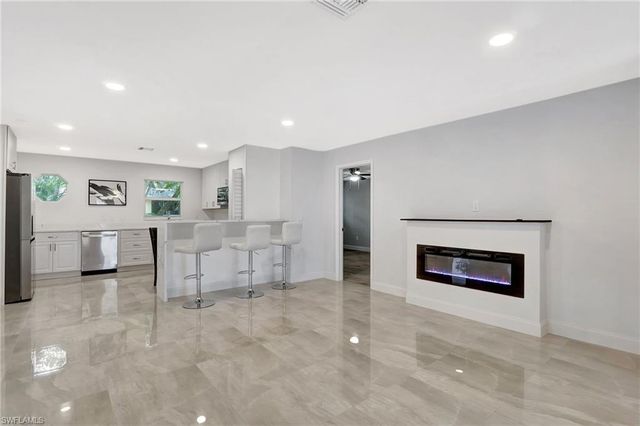 11 Rivard RD # 19, Naples, FL 34112