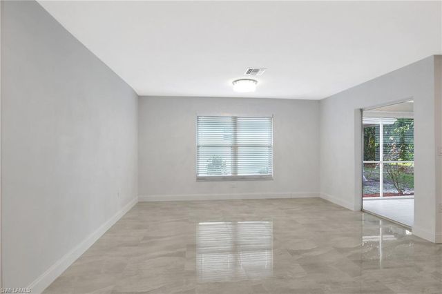 11 Rivard RD # 19, Naples, FL 34112