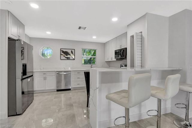 11 Rivard RD # 19, Naples, FL 34112