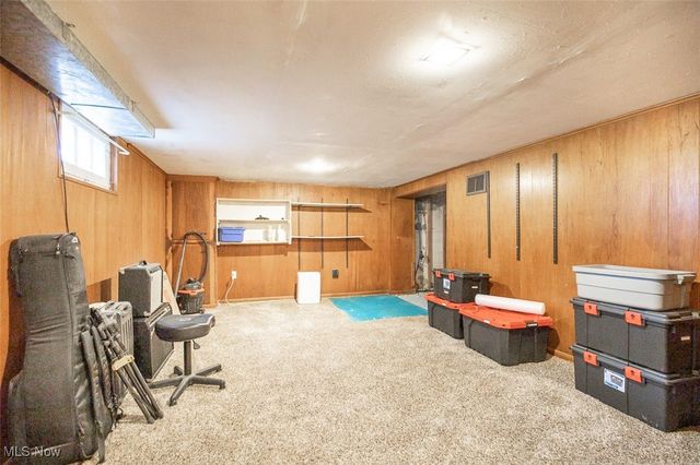 242 Monroe Avenue, Cuyahoga Falls, OH 44221