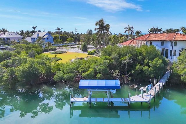 1500 E RAILROAD AVENUE, Boca Grande, FL 33921