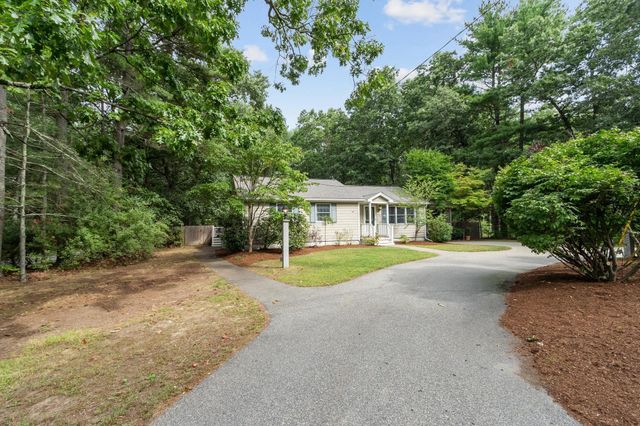 160 Groton Rd, Westford, MA 01886