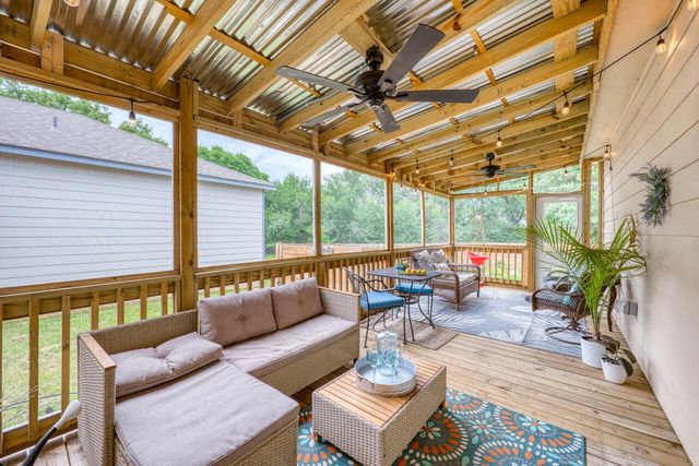 2210 McArthur Ave, Kingsland, TX 78639
