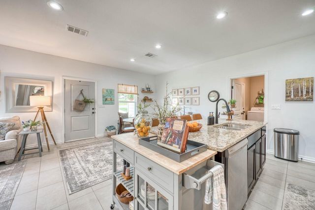 2210 McArthur Ave, Kingsland, TX 78639