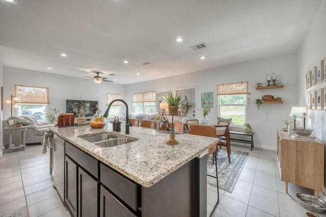 2210 McArthur Ave, Kingsland, TX 78639