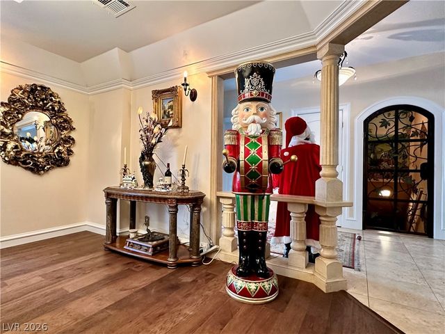 7258 Loma Alta Circle, Las Vegas, NV 89120