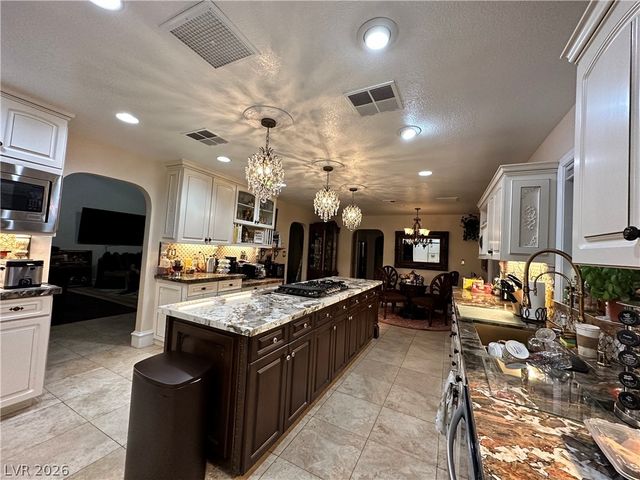 7258 Loma Alta Circle, Las Vegas, NV 89120