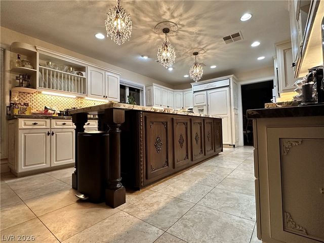 7258 Loma Alta Circle, Las Vegas, NV 89120