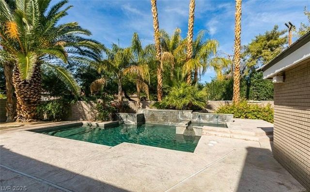 7258 Loma Alta Circle, Las Vegas, NV 89120