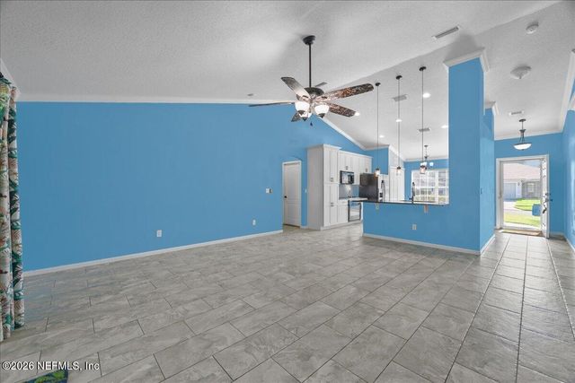 15804 CANOE CREEK Drive, Jacksonville, FL 32218