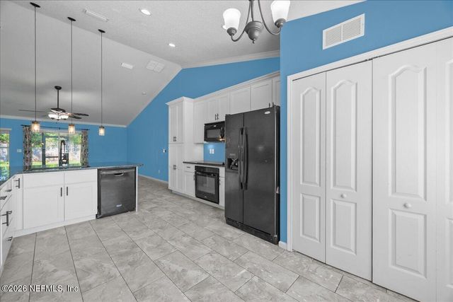 15804 CANOE CREEK Drive, Jacksonville, FL 32218