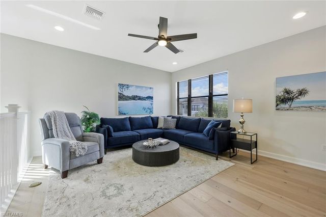 20897 Thistle Leaf LN, Estero, FL 33928