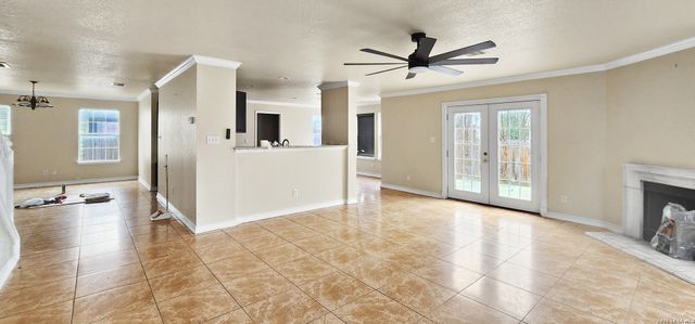 7927 Colonia, San Antonio, TX 78254